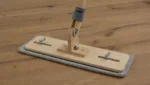 So gestaltest du eine ergonomische Halterung fuer deinen DIY Wischmopp